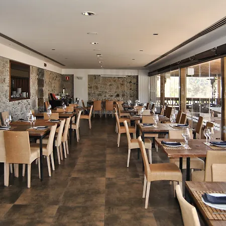 Rural El Mondalón 4*