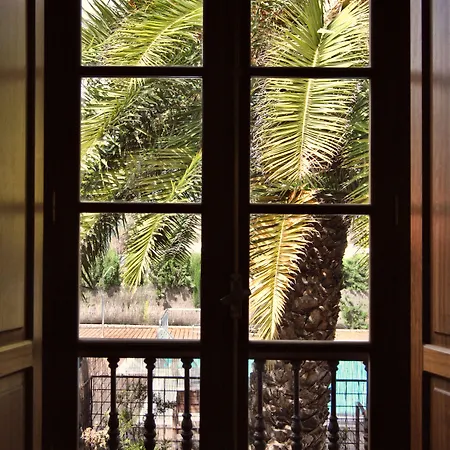 Hotel Rural El Mondalón 4*
