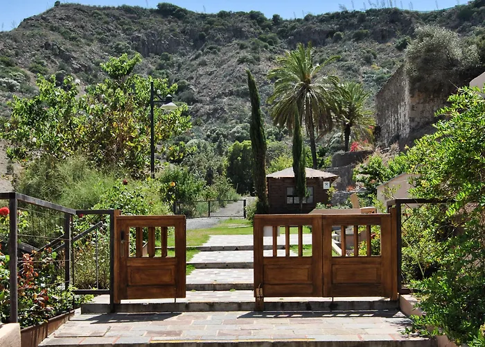 Ξενοδοχείο Rural El Mondalon 4*