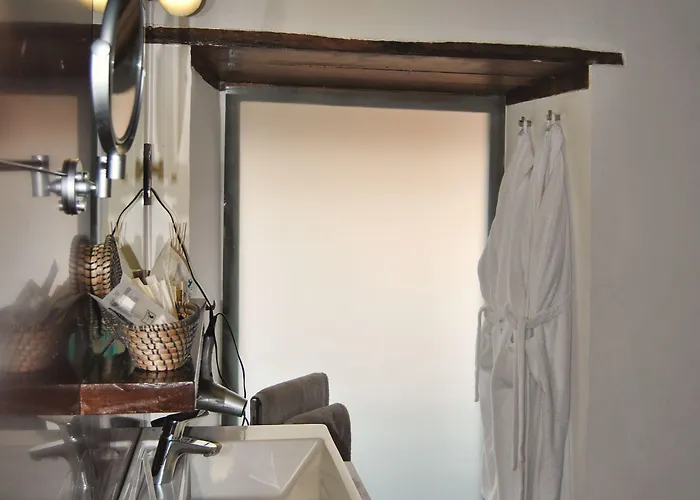 Hotel Rural El Mondalon 4*